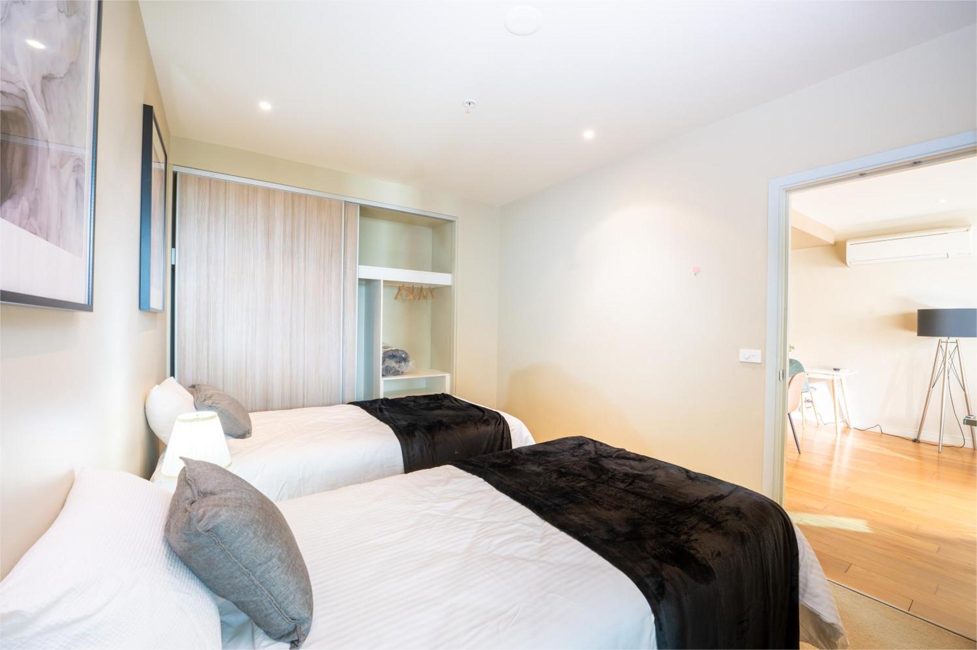 Molly'S Little Apartments Melbourne Eksteriør billede